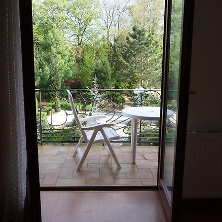 Balaton Art Guesthouse Balatonszemes Exterior photo