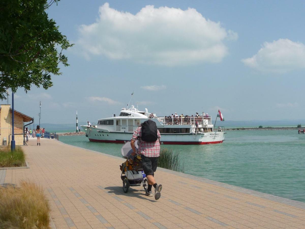 Balaton Art Guesthouse Balatonszemes Exterior photo