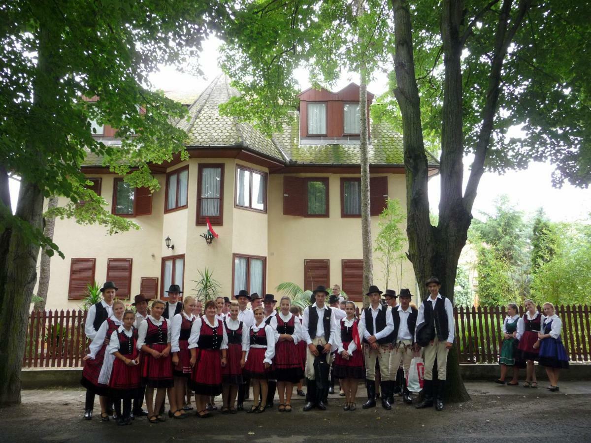 Balaton Art Guesthouse Balatonszemes Exterior photo