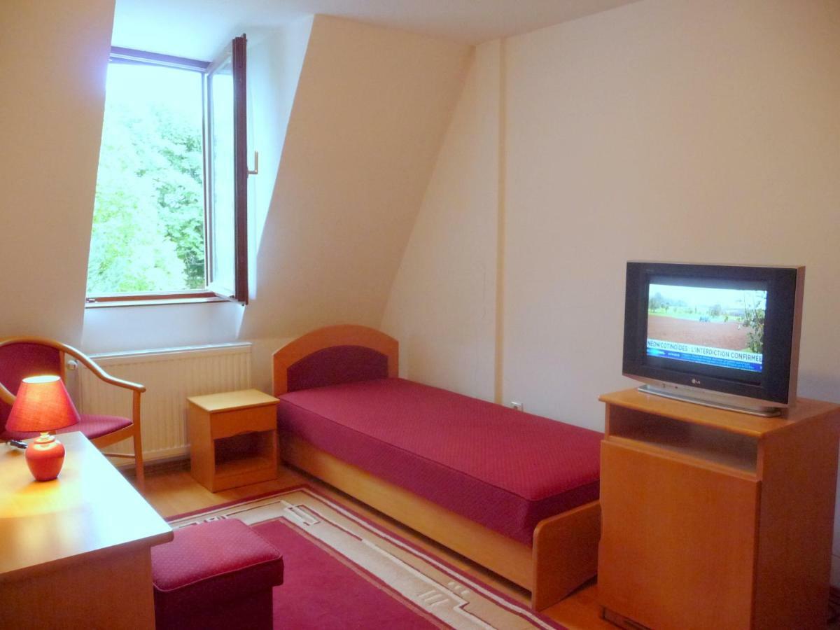 Balaton Art Guesthouse Balatonszemes Exterior photo